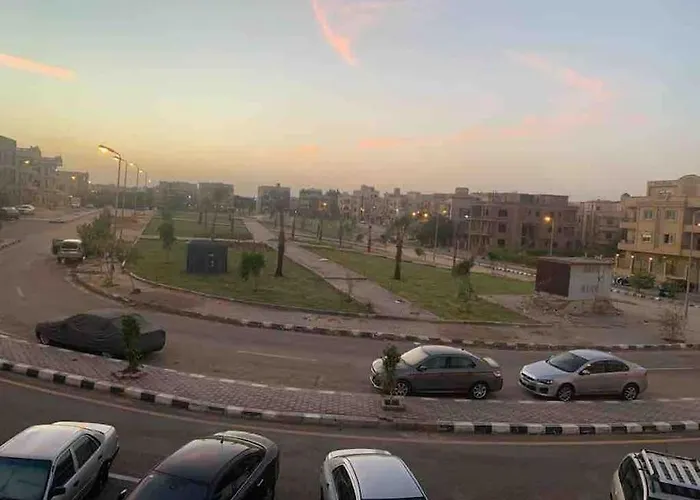 Shared Apartment Close To Airport Garden View منزل مشترك بالقرب من المطار مطل على حديقة