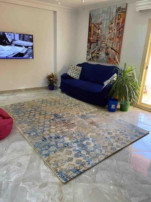 Apartment Shared Close To Airport Garden View مشترك بالقرب من المطار مطل على حديقة *