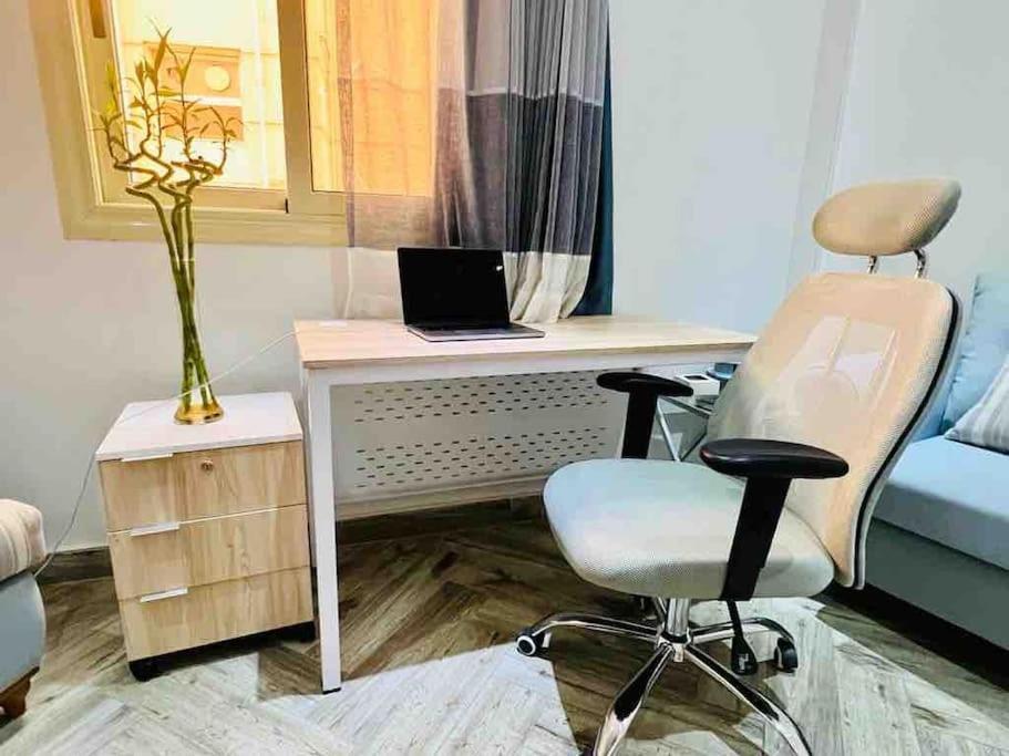 Shared Close To Airport Garden View مشترك بالقرب من المطار مطل على حديقة