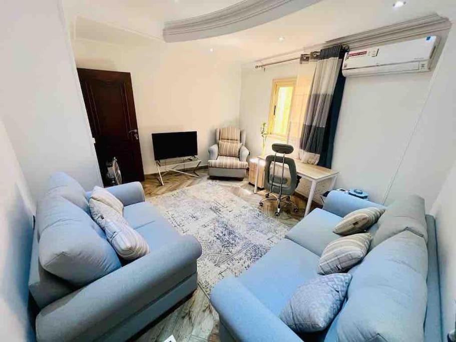 Shared Close To Airport Garden View مشترك بالقرب من المطار مطل على حديقة *